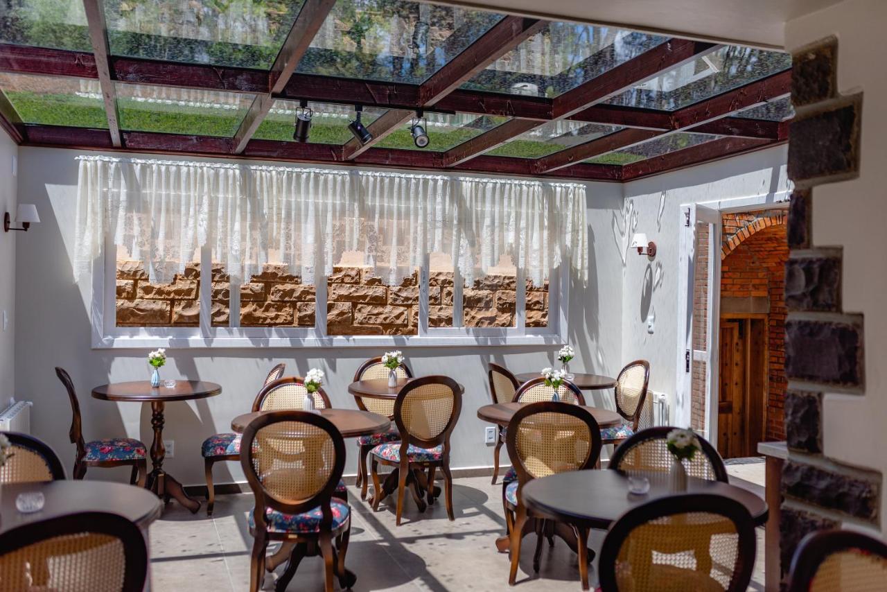 Castelo Boutique Hotel Fraiburgo Exterior photo